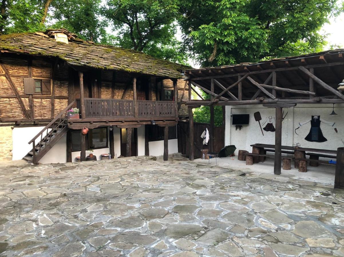 Etnographic Houses Dŭlbok Dol Exterior foto